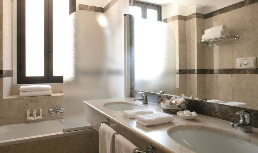 Standard double room katane palace hotel**** catania Standard double room katane palace hotel**** catania