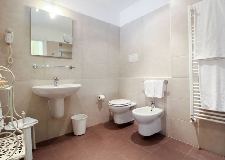 Family room Hotel Italia*** VERONA Family room Hotel Italia*** VERONA