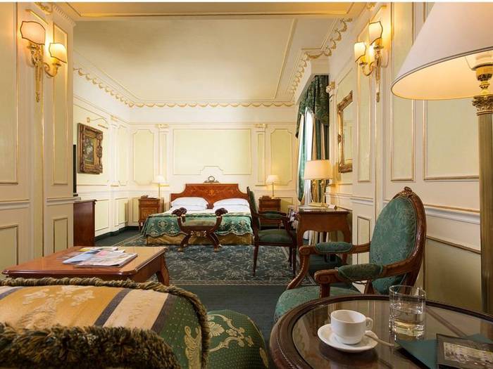 Superior double room grand hotel vanvitelli**** caserta Superior double room grand hotel vanvitelli**** caserta