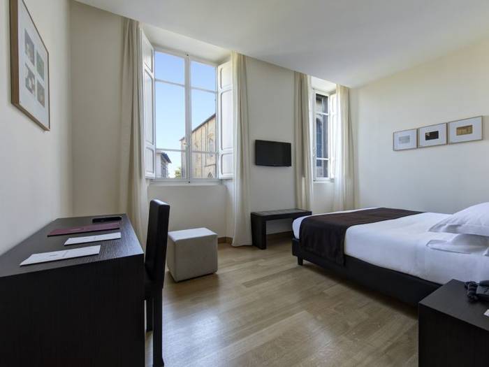 Superior double room hotel tiferno**** città di castello Superior double room hotel tiferno**** città di castello
