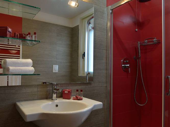Camera a due letti hotel carlton*** ferrara Camera a due letti hotel carlton*** ferrara