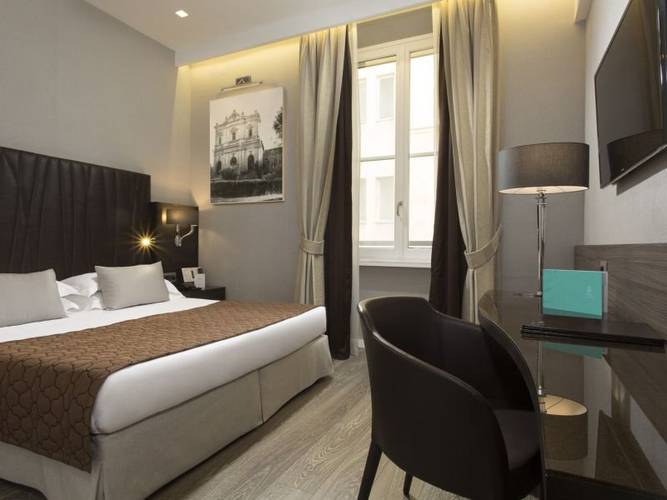 Double room Hotel Artemide**** ROME