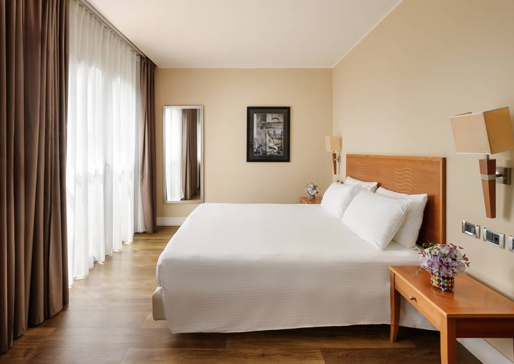Camera superior matrimoniale Hotel Dei Cavalieri Caserta**** CASERTA