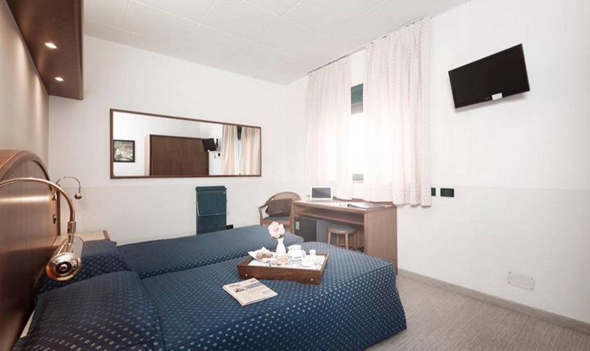 Classic double or twin room: Alfa Fiera Hotel**** VICENZA Classic double or twin room: Alfa Fiera Hotel**** VICENZA
