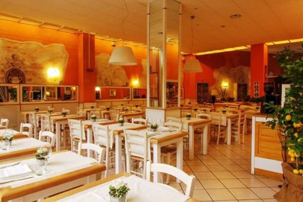 Restaurant Hotel Italia*** VERONA Restaurant Hotel Italia*** VERONA