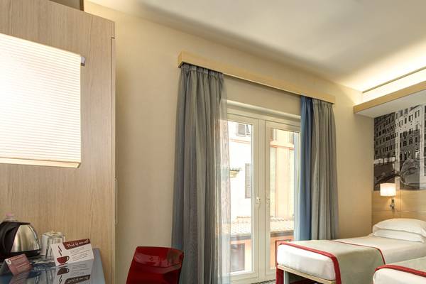 Small double room IQ Hotel Roma****  in ROME