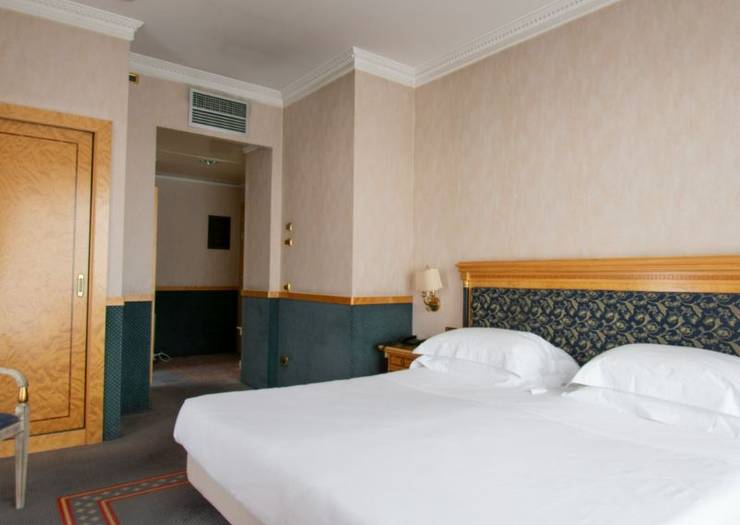 Deluxe double room Hotel Excelsior San Marco**** BERGAMO Deluxe double room Hotel Excelsior San Marco**** BERGAMO
