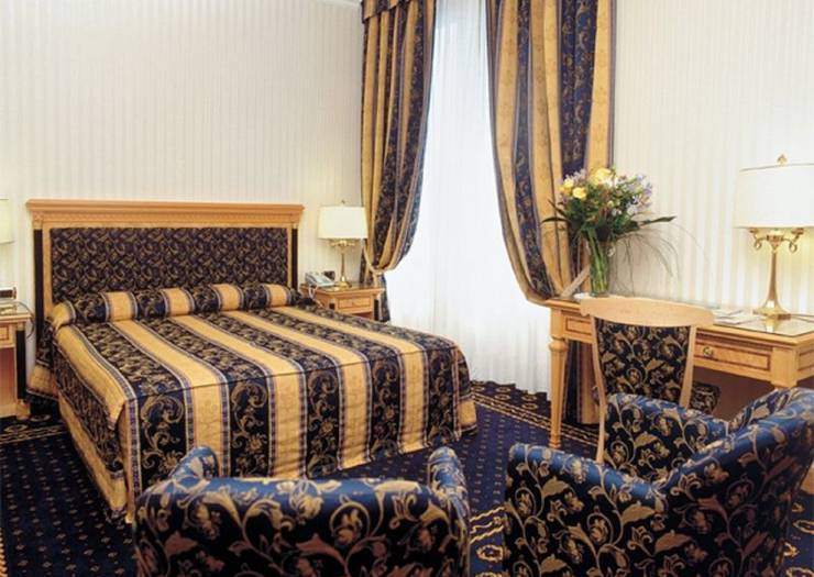Superior double room for single use Andreola Central Hotel**** MILAN Superior double room for single use Andreola Central Hotel**** MILAN