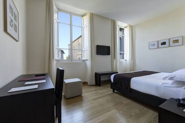 Superior double room Hotel Tiferno**** in CITTÀ DI CASTELLO