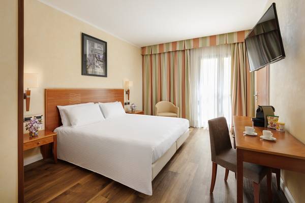 Classic double Hotel Dei Cavalieri Caserta**** in CASERTA