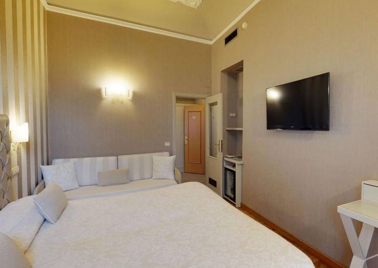 Triple room Hotel Metropole & Santa Margherita**** SANTA MARGHERITA LIGURE Triple room Hotel Metropole & Santa Margherita**** SANTA MARGHERITA LIGURE