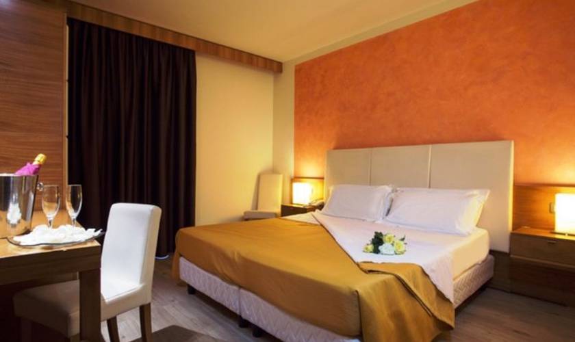 Standard double room Hotel Galilei**** PISA Standard double room Hotel Galilei**** PISA