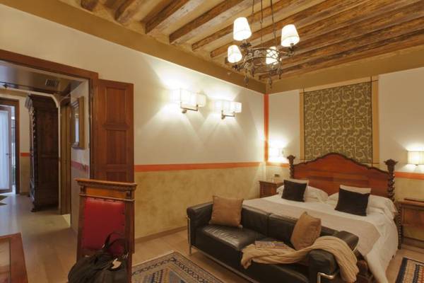 Triple room Hotel Saturnia & International**** in VENICE
