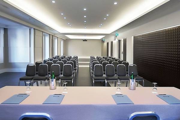 Meeting Grand Hotel Oriente**** NAPLES Meeting Grand Hotel Oriente**** NAPLES