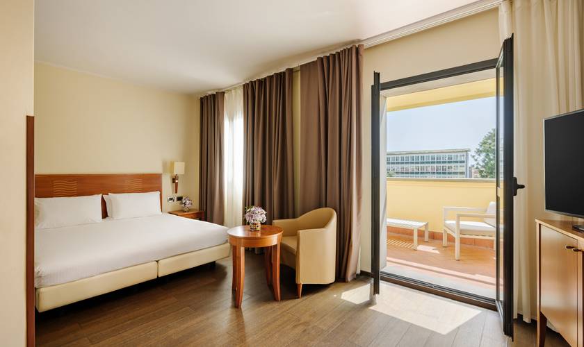 Junior suite Hotel Dei Cavalieri Caserta**** CASERTA Junior suite Hotel Dei Cavalieri Caserta**** CASERTA