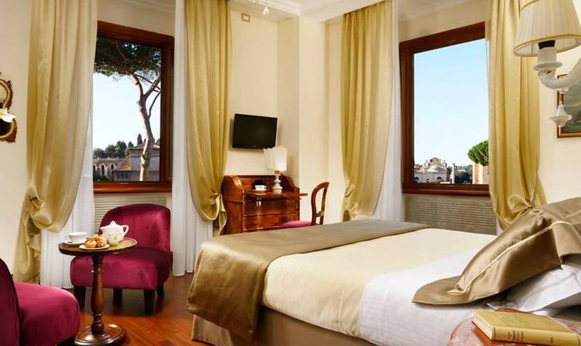 Camera singola Hotel Forum**** ROMA Camera singola Hotel Forum**** ROMA