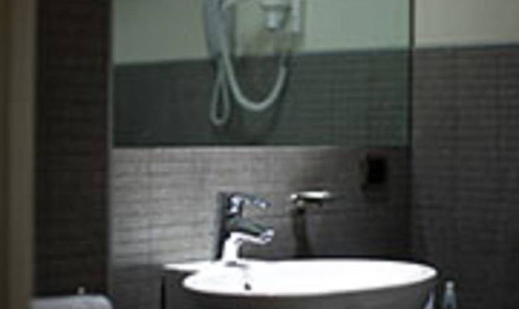 Standard double or twin room hotel ovest**** piacenza Standard double or twin room hotel ovest**** piacenza