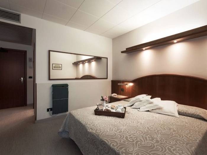 Jacuzzi room: alfa fiera hotel**** vicenza Jacuzzi room: alfa fiera hotel**** vicenza