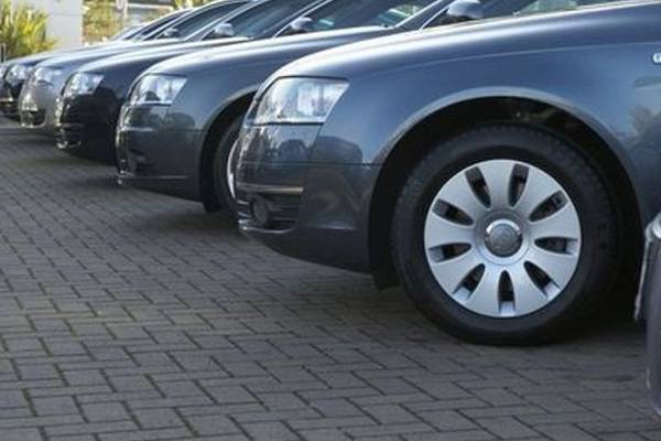 Parking albergo al cappello rosso**** bologna Parking albergo al cappello rosso**** bologna