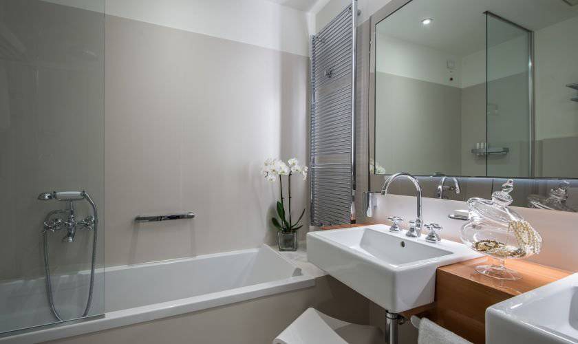Deluxe apartment with view hotel rialto**** venice Deluxe apartment with view hotel rialto**** venice