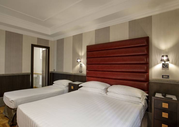 Camera standard tripla Hotel Royal Court**** ROMA Camera standard tripla Hotel Royal Court**** ROMA
