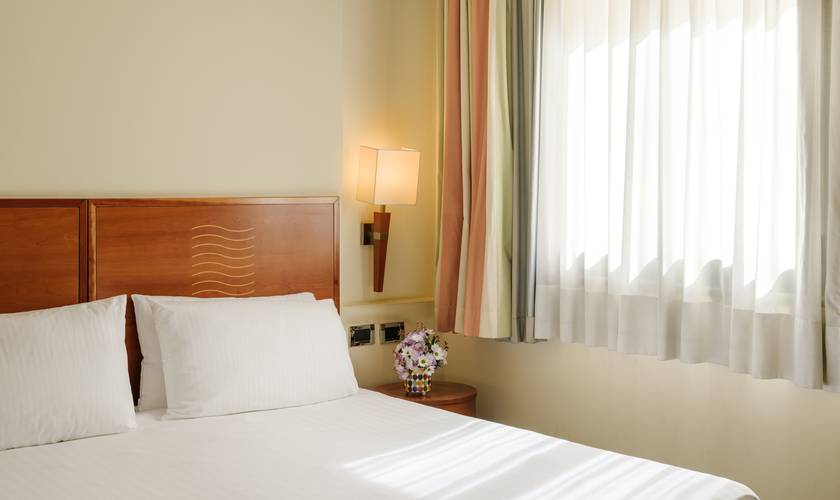 Camera business tripla Hotel Dei Cavalieri Caserta**** CASERTA