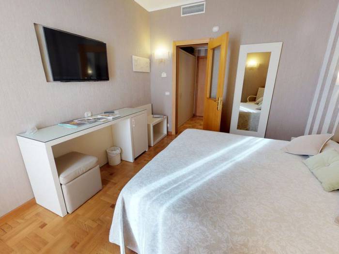 Double room with garden-sea view hotel metropole & santa margherita**** santa margherita ligure Double room with garden-sea view hotel metropole & santa margherita**** santa margherita ligure
