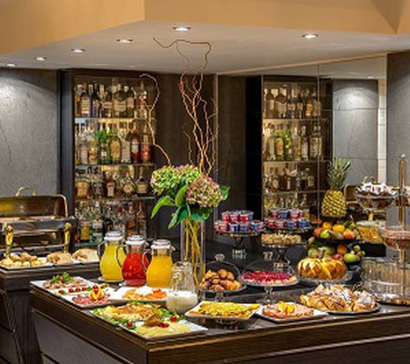 Breakfast Hotel Royal Court**** ROME