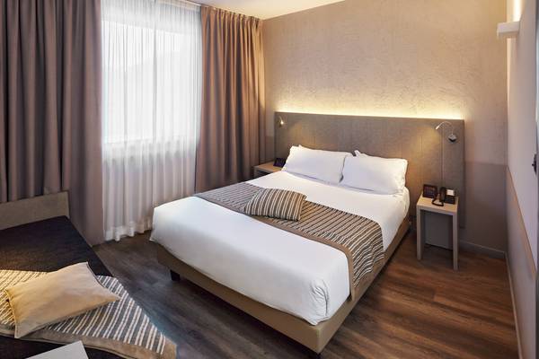 Superior double room First Hotel Malpensa**** in MILANO-MALPENSA