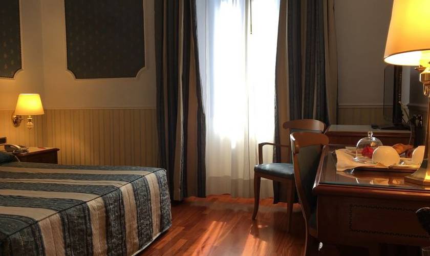 Classic double room Andreola Central Hotel**** MILAN Classic double room Andreola Central Hotel**** MILAN
