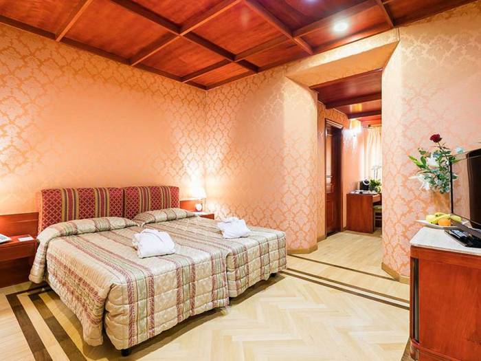 Superior double or twin room hotel galles*** rome Superior double or twin room hotel galles*** rome