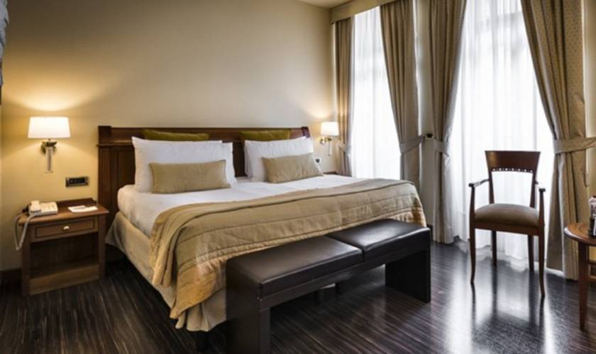 Executive double room or twin Hotel Dei Cavalieri Milano Duomo**** MILAN Executive double room or twin Hotel Dei Cavalieri Milano Duomo**** MILAN