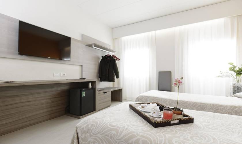 Superior room with double or twin beds Alfa Fiera Hotel**** VICENZA