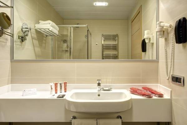 Small double room IQ Hotel Roma****  in ROME