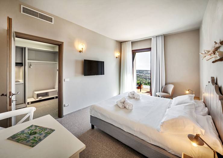 Standard double room Hotel Relais Chiaramonte**** RAGUSA Standard double room Hotel Relais Chiaramonte**** RAGUSA