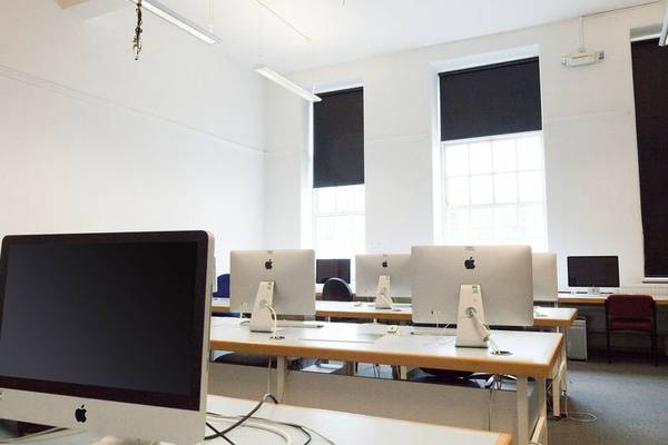 Internet point Hotel Gran Duca di York*** MILANO Internet point Hotel Gran Duca di York*** MILANO