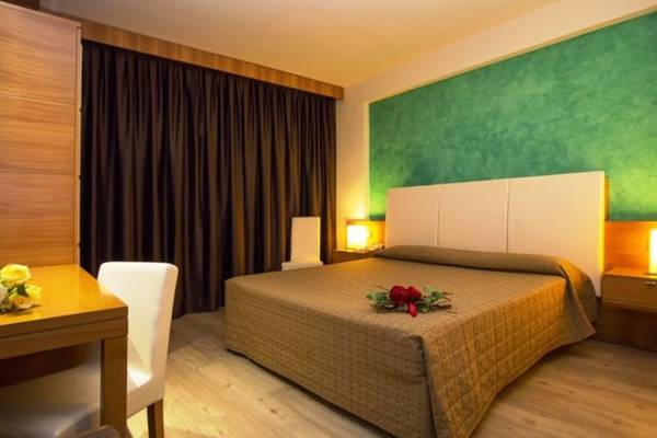 Standard triple rooms Hotel Galilei**** in PISA