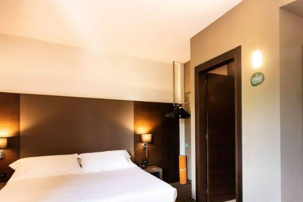 Camera Matrimoniale Sweet  Sweet Hotel**** a VICENZA-SCHIAVON