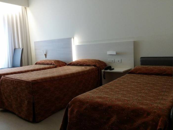 Superior triple room Alfa Fiera Hotel**** VICENZA Superior triple room Alfa Fiera Hotel**** VICENZA