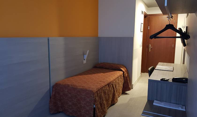 Economy single room Alfa Fiera Hotel**** VICENZA