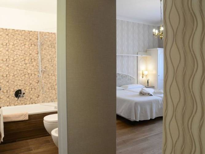 Superior twin room hotel metropole & suisse au lac**** como Superior twin room hotel metropole & suisse au lac**** como