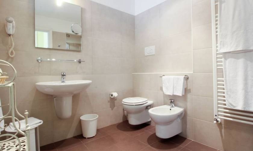 Camera family Hotel Italia*** VERONA Camera family Hotel Italia*** VERONA