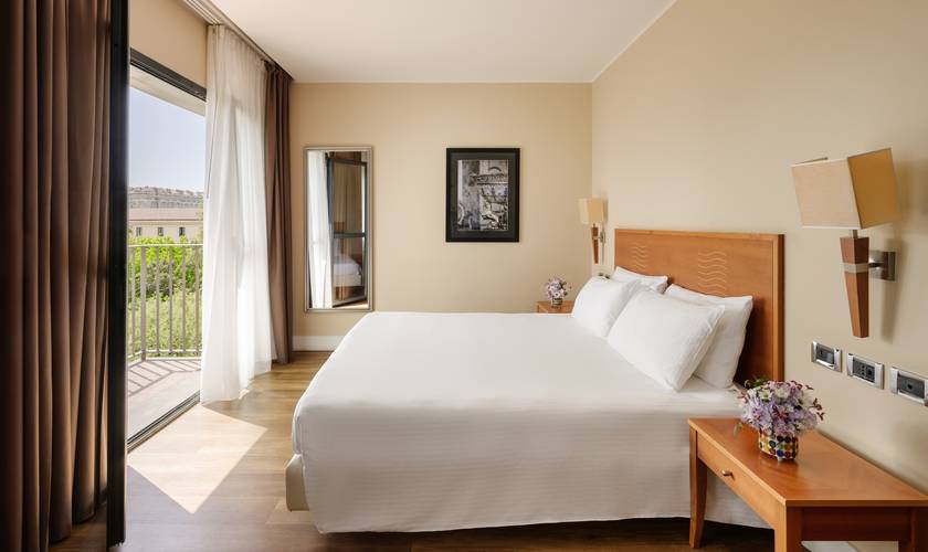 Camera superior matrimoniale Hotel Dei Cavalieri Caserta**** CASERTA Camera superior matrimoniale Hotel Dei Cavalieri Caserta**** CASERTA