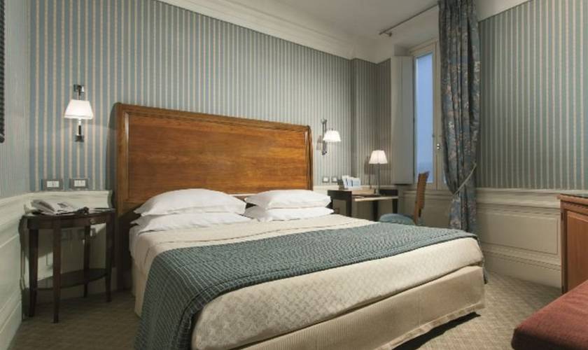 Classic double or twin room Hotel Stendhal**** ROME Classic double or twin room Hotel Stendhal**** ROME