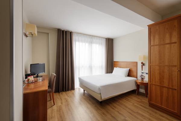Classic single room Hotel Dei Cavalieri Caserta**** in CASERTA