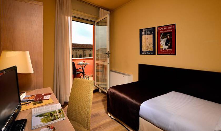 Single room Hotel Carlton*** FERRARA