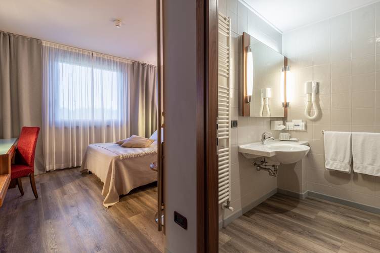Twin room first hotel malpensa**** milano-malpensa Twin room first hotel malpensa**** milano-malpensa