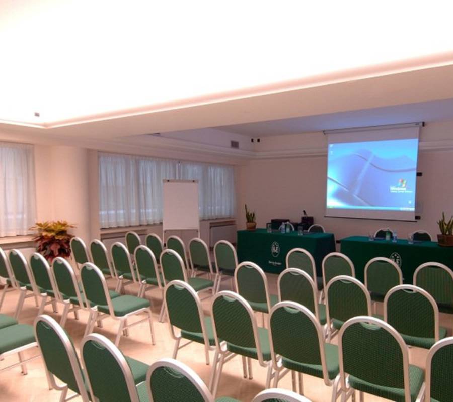 Sala renoir Hotel Des Etrangers*** MILANO Sala renoir Hotel Des Etrangers*** MILANO