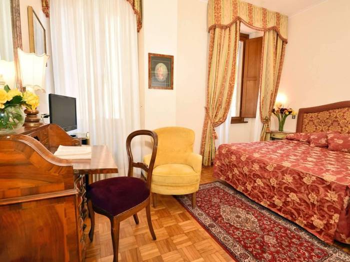 Double room Hotel Forum**** ROME Double room Hotel Forum**** ROME