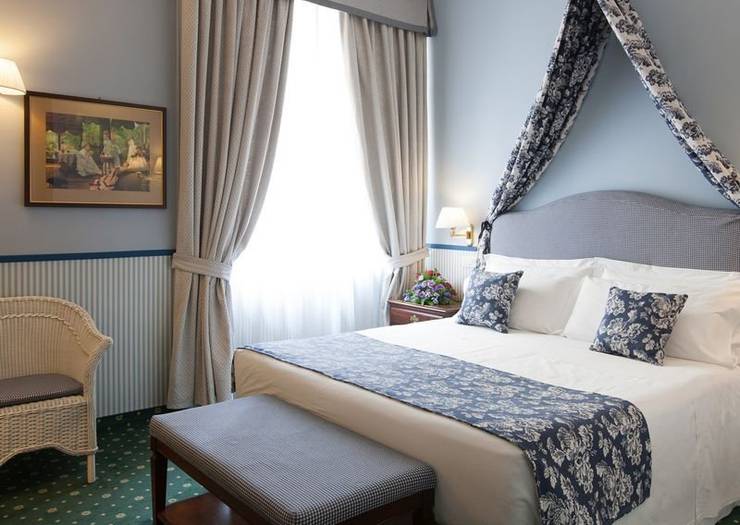 Camera superior matrimoniale Hotel Victoria**** TORINO Camera superior matrimoniale Hotel Victoria**** TORINO